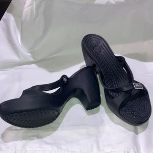 NWOT Black Heel Crocs